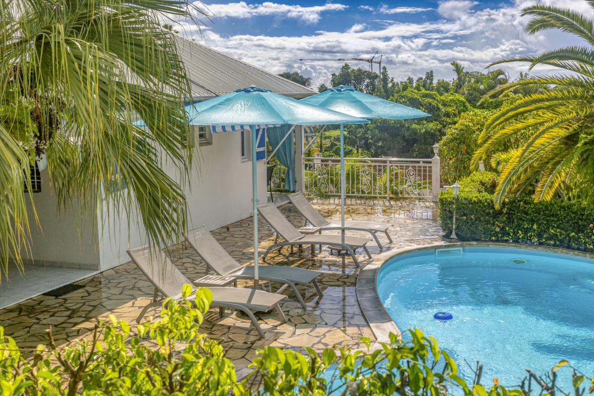 38.Location villa piscine Sainte Anne Gudaeloupe_Piscine